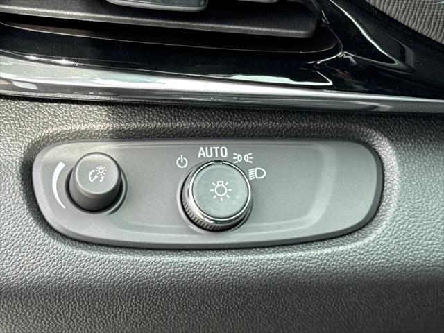 2026 Buick NV Sport Touring FWD