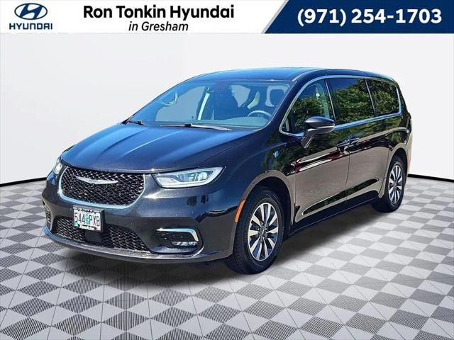 2024 Chrysler Pacifica Hybrid Select for sale in Gresham, OR