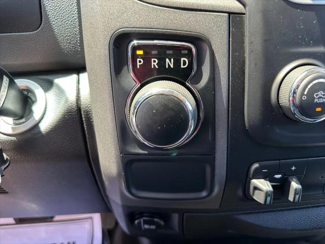 2018 Ram 1500 Express Crew Cab 4x2 57 Box