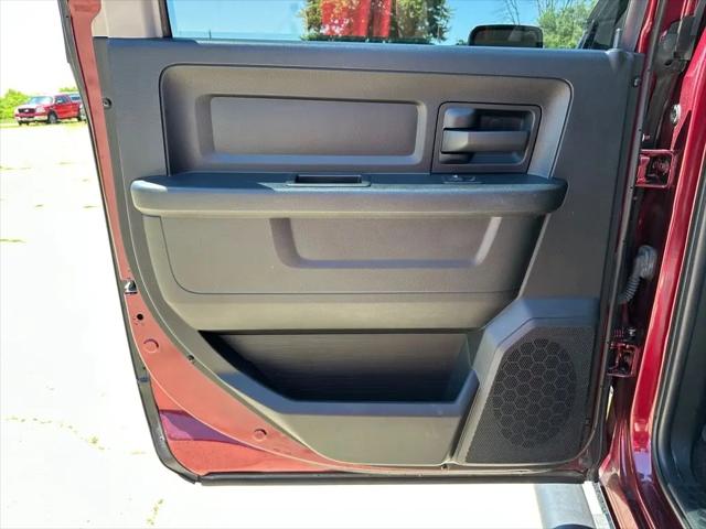 2018 Ram 1500 Express Crew Cab 4x2 57 Box