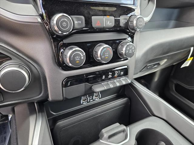 2026 Ram 1500 Express Crew Cab 4x4 57 Box