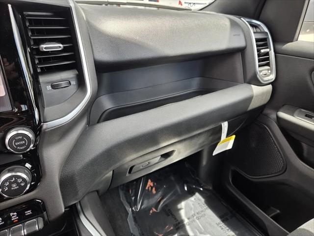 2026 Ram 1500 Express Crew Cab 4x4 57 Box
