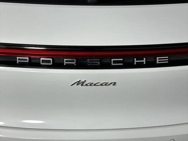 2020 Porsche Macan Macan