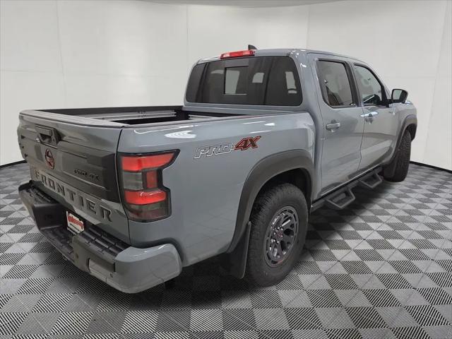 2025 Nissan Frontier Crew Cab PRO-4X 4x4
