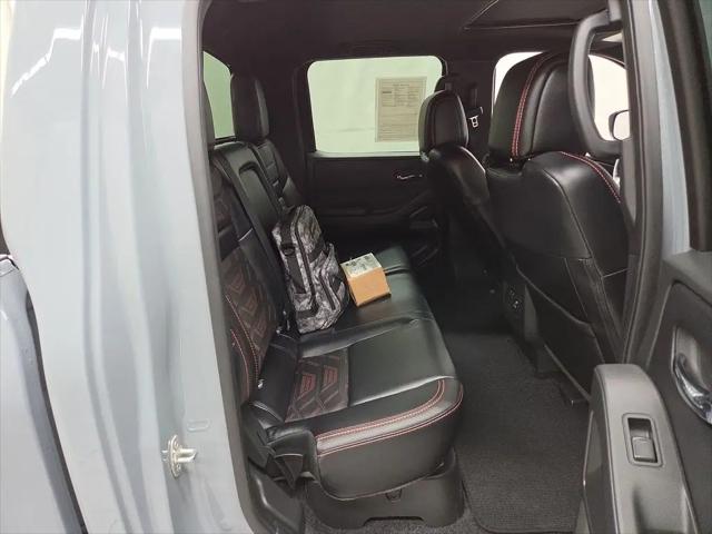 2025 Nissan Frontier Crew Cab PRO-4X 4x4