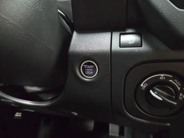 2025 Nissan Frontier Crew Cab PRO-4X 4x4