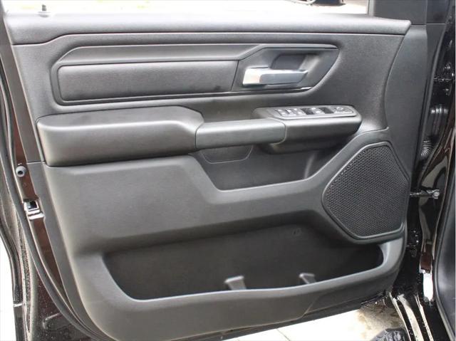 2026 Ram 1500 Express Crew Cab 4x4 57 Box