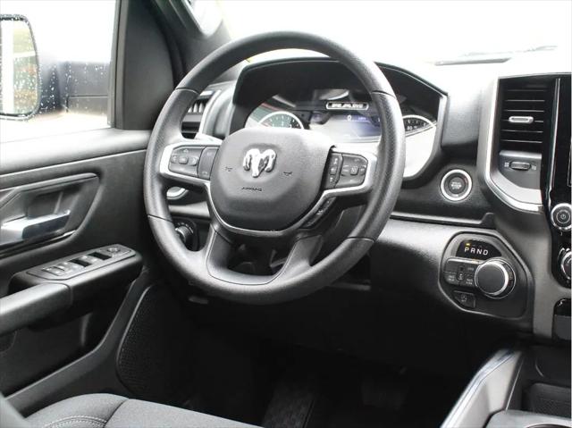 2026 Ram 1500 Express Crew Cab 4x4 57 Box