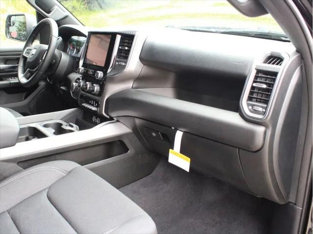 2026 Ram 1500 Express Crew Cab 4x4 57 Box
