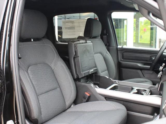 2026 Ram 1500 Express Crew Cab 4x4 57 Box