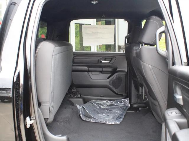 2026 Ram 1500 Express Crew Cab 4x4 57 Box