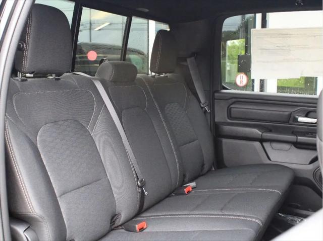2026 Ram 1500 Express Crew Cab 4x4 57 Box