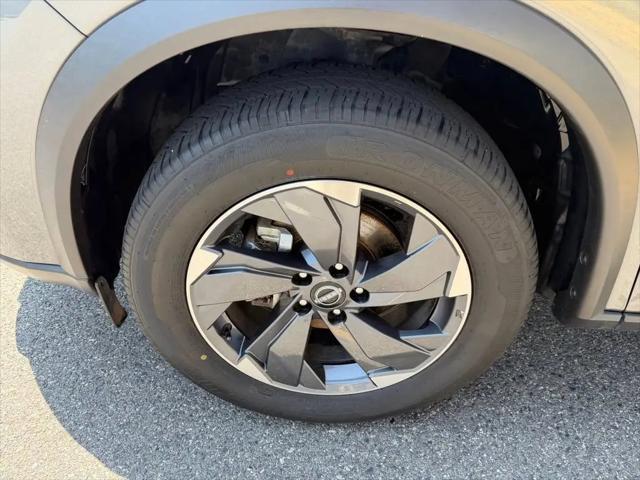 2025 Nissan Rogue SV FWD