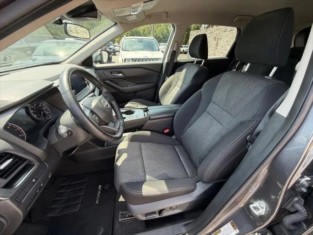 2025 Nissan Rogue SV FWD
