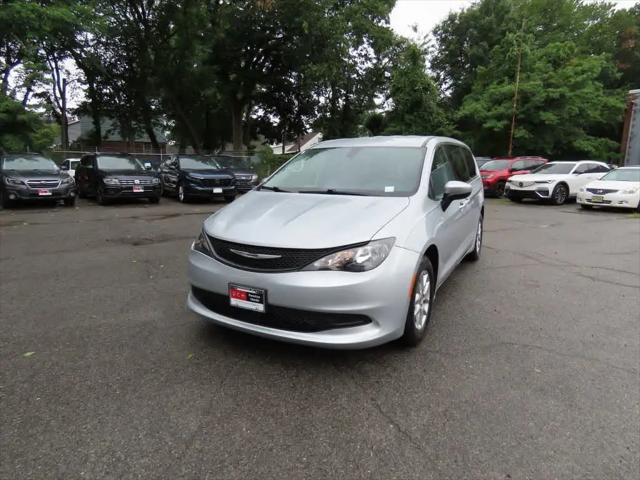 2022 Chrysler Voyager LX for sale in Paramus, NJ