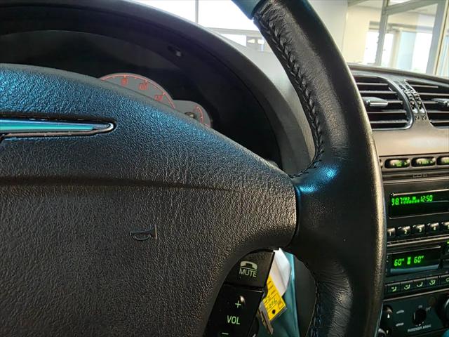 2002 Ford Thunderbird w/Hardtop Premium