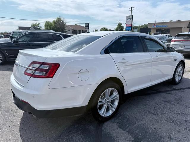 2018 Ford Taurus SEL
