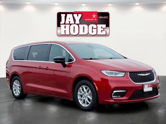 2025 Chrysler Pacifica Select for sale in Muskogee, OK