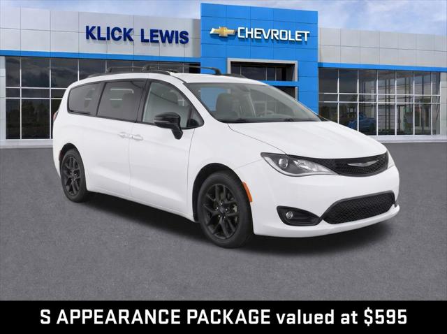 2018 Chrysler Pacifica Touring L Plus for sale in Palmyra, PA