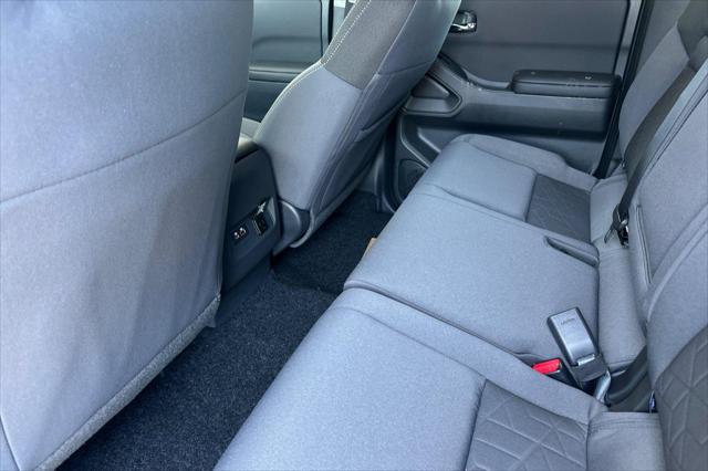 2026 Nissan Frontier Crew Cab SV 4x2