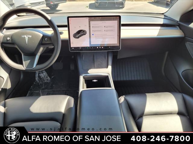 2021 Tesla Model 3 Standard Range Plus Rear-Wheel Drive
