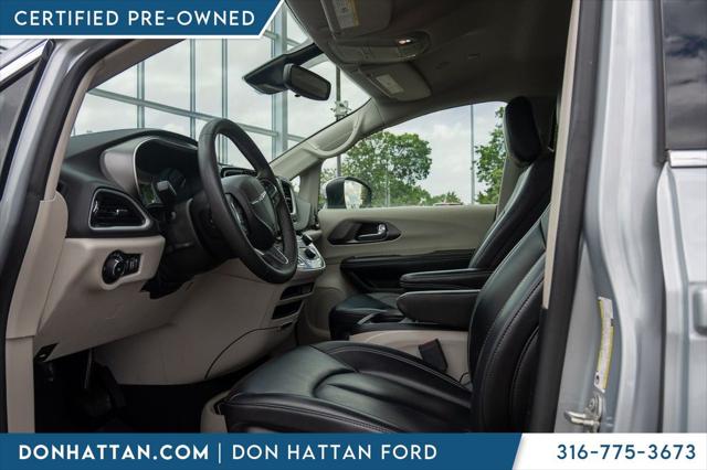 2023 Chrysler Pacifica Touring L