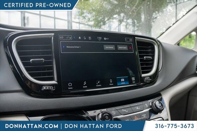 2023 Chrysler Pacifica Touring L