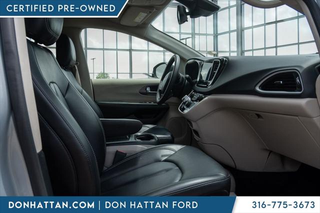 2023 Chrysler Pacifica Touring L