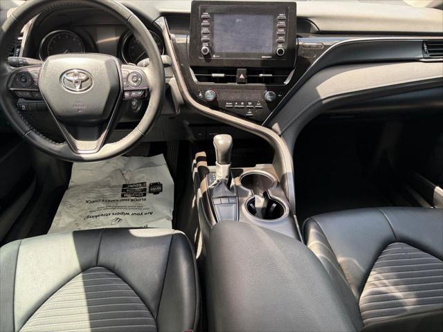 2024 Toyota Camry SE - Photo 10