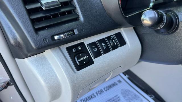 2012 Toyota Highlander Base V6