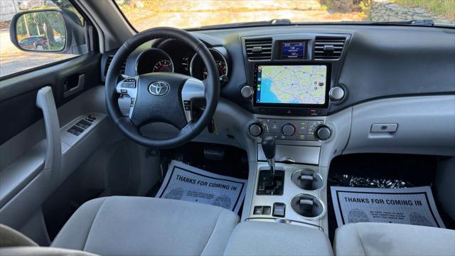 2012 Toyota Highlander Base V6