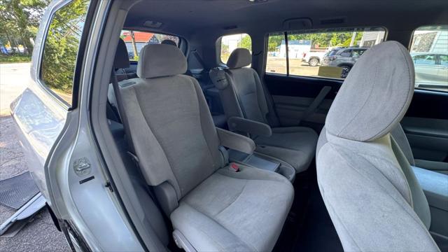 2012 Toyota Highlander Base V6