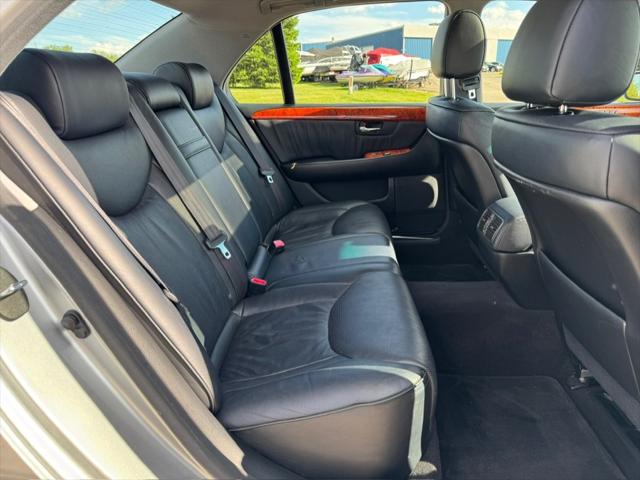 2005 Lexus LS 430 430