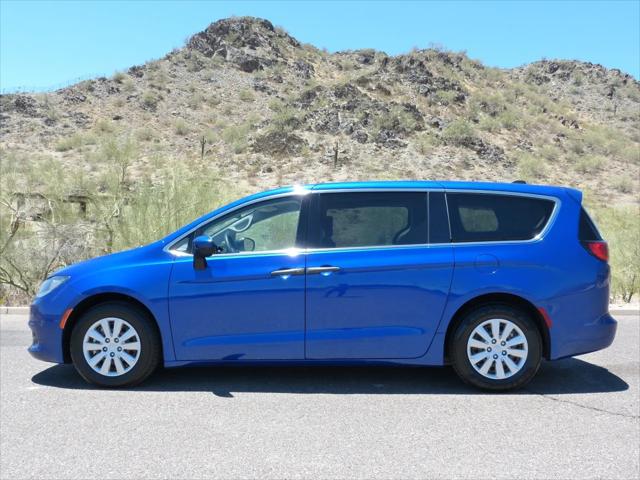 2021 Chrysler Voyager L