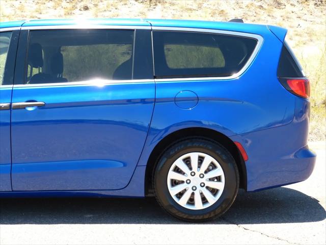 2021 Chrysler Voyager L
