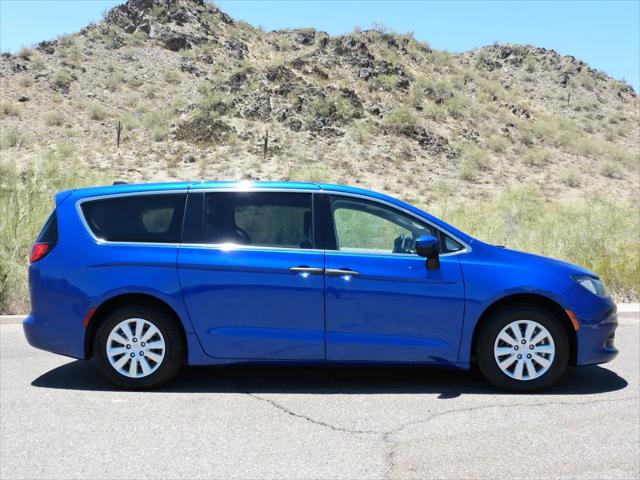 2021 Chrysler Voyager L