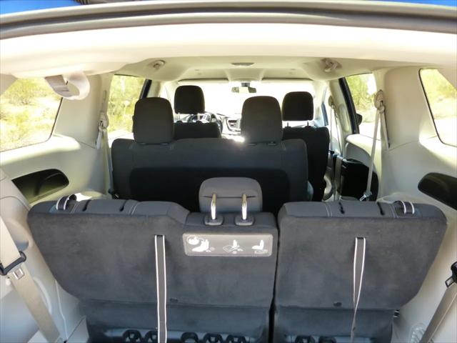 2021 Chrysler Voyager L