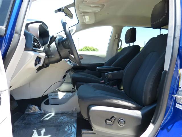 2021 Chrysler Voyager L