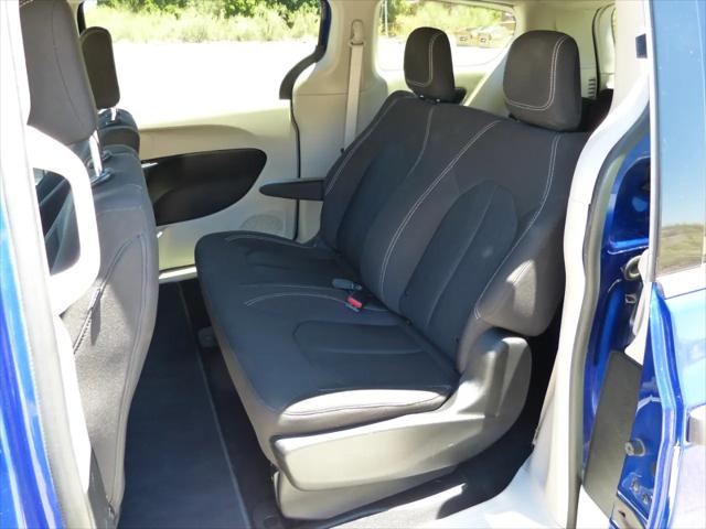 2021 Chrysler Voyager L