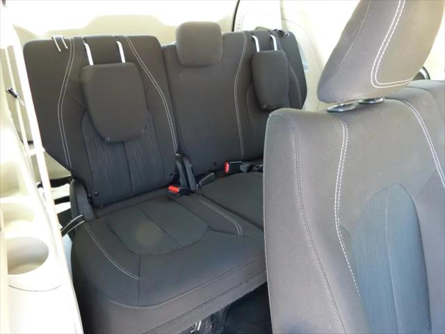 2021 Chrysler Voyager L