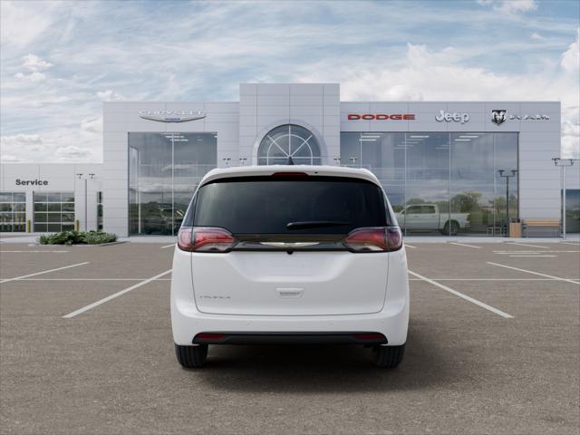 2027 Chrysler Pacifica LX