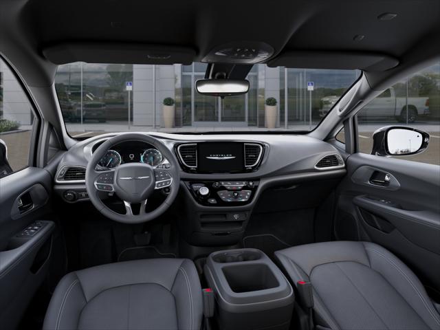2027 Chrysler Pacifica LX