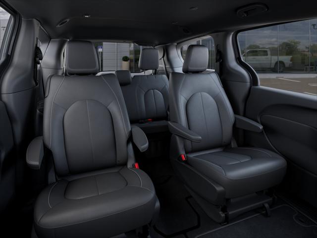 2027 Chrysler Pacifica LX