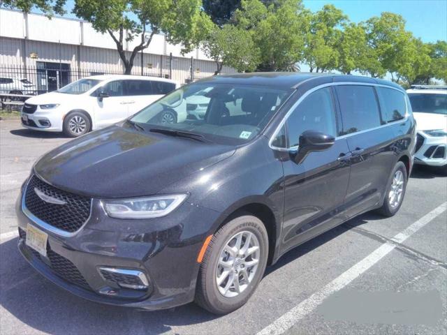 2024 Chrysler Pacifica Touring L for sale in Toledo, OH