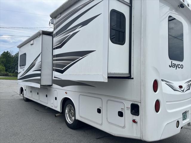 2018 Ford F-53 JAYCO  31UL for sale in East Montpelier, VT