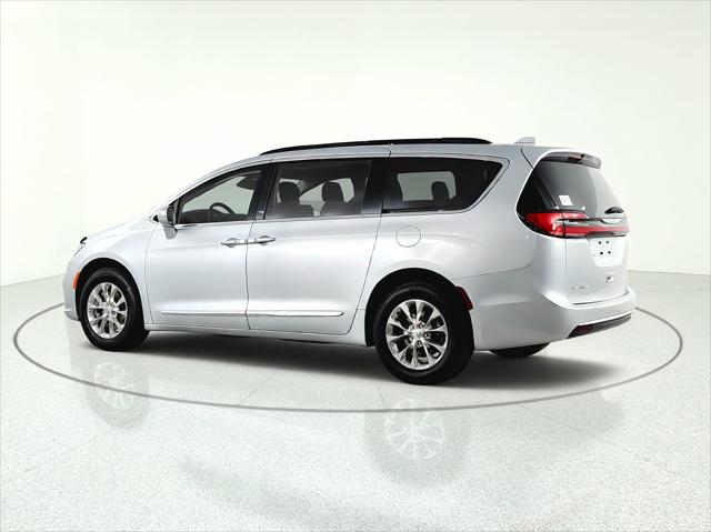 2022 Chrysler Pacifica Touring L AWD