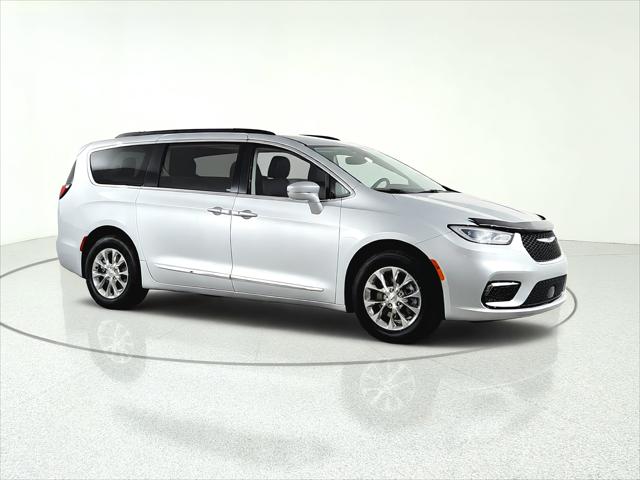 2022 Chrysler Pacifica Touring L AWD