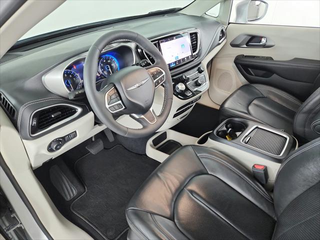 2022 Chrysler Pacifica Touring L AWD