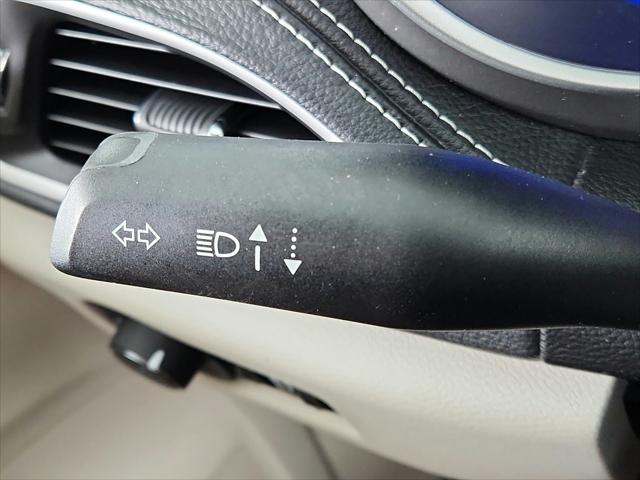 2022 Chrysler Pacifica Touring L AWD