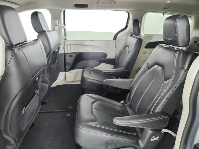 2022 Chrysler Pacifica Touring L AWD